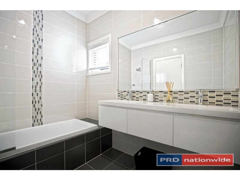 74 Lord Sheffield Circuit, Penrith NSW 2750