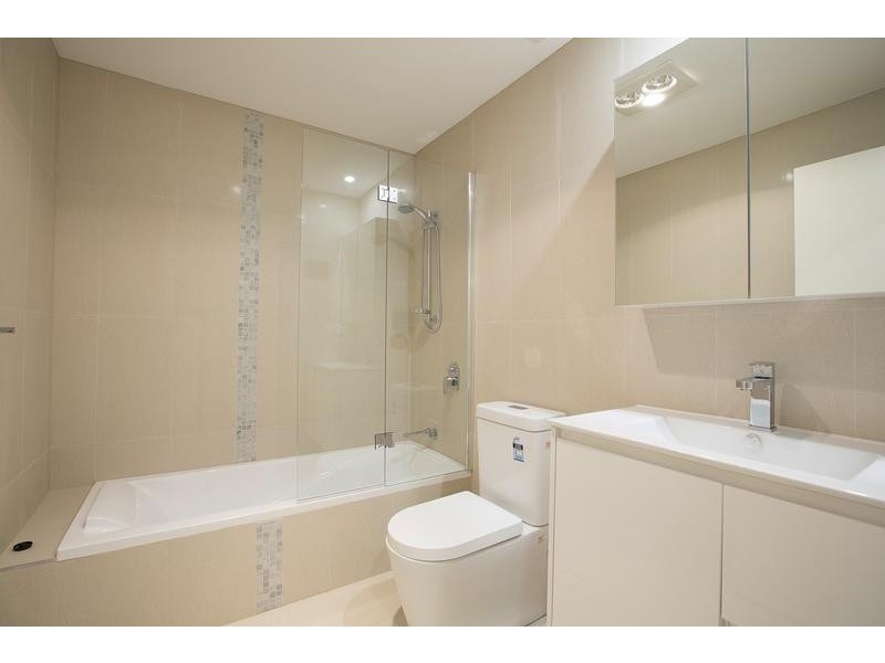 21/8 John Tipping Grove, Penrith NSW 2750