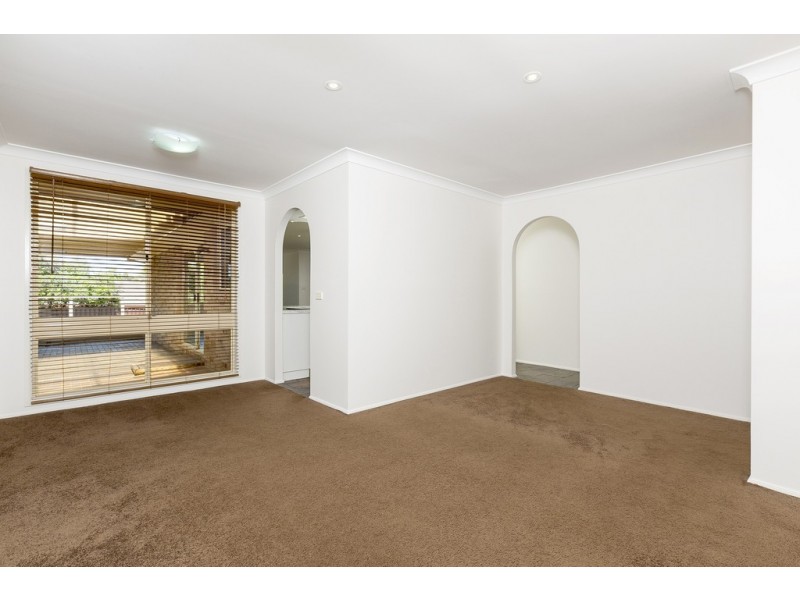 4 Britten Close, Cranebrook NSW 2749