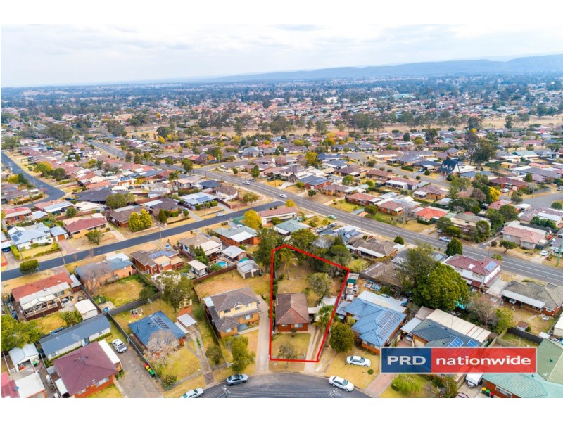 31 Sheba Crescent, South Penrith NSW 2750