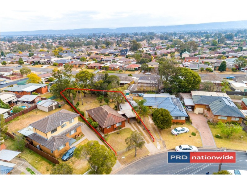 31 Sheba Crescent, South Penrith NSW 2750