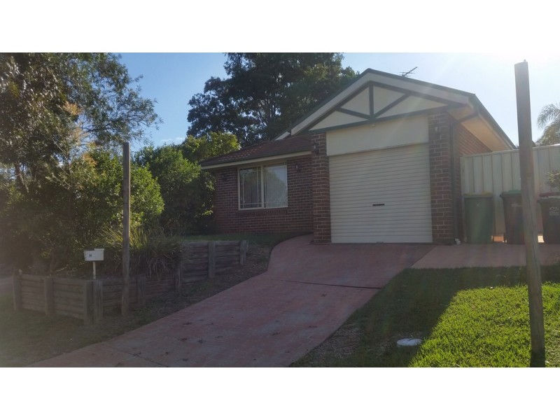 10 Poa Place, Glenmore Park NSW 2745