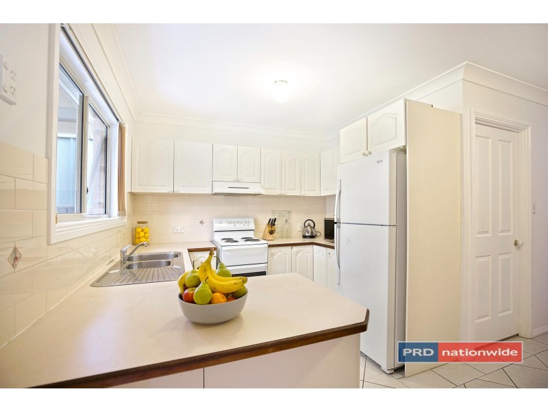 2/8 Haynes Street, Penrith NSW 2750