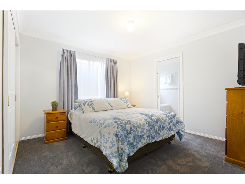 2/8 Haynes Street, Penrith NSW 2750