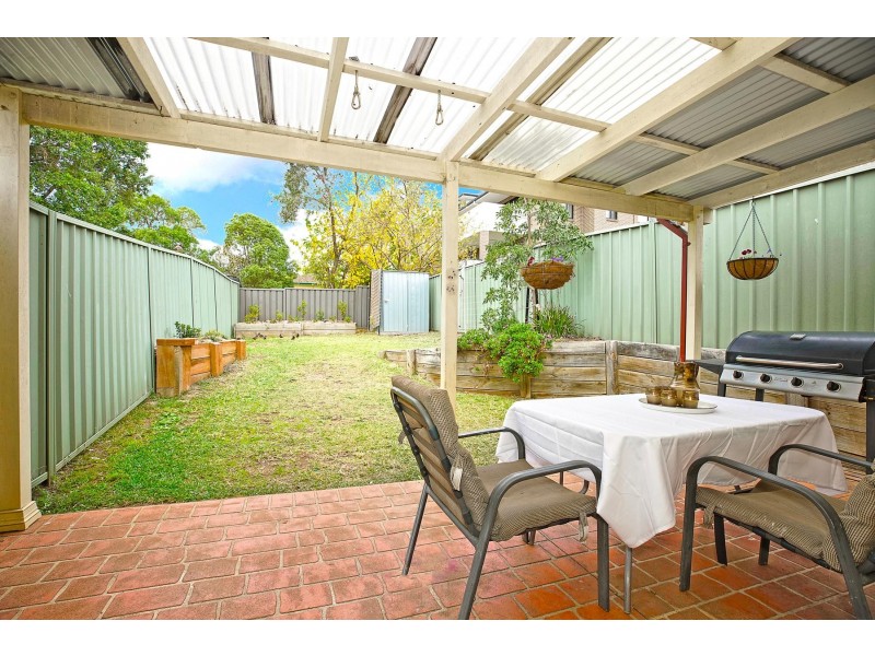 2/8 Haynes Street, Penrith NSW 2750