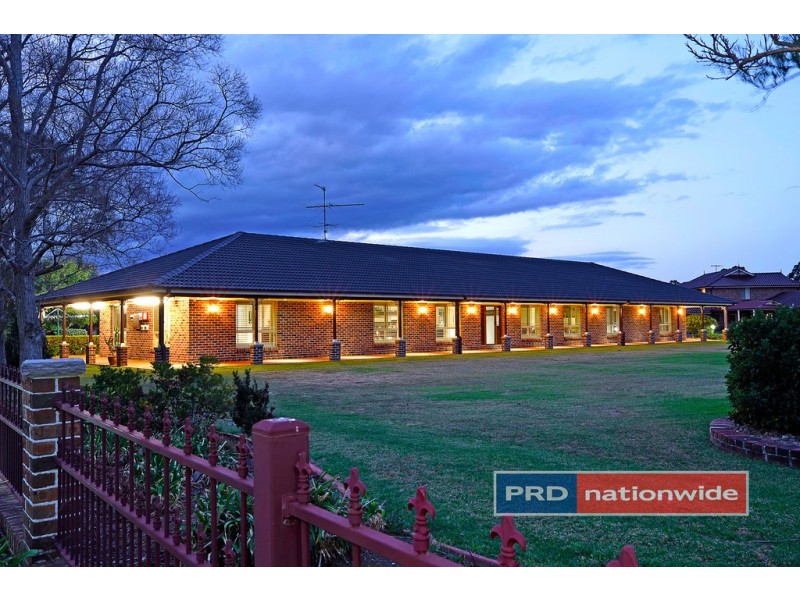 15 Bordeaux Place, Orchard Hills NSW 2748