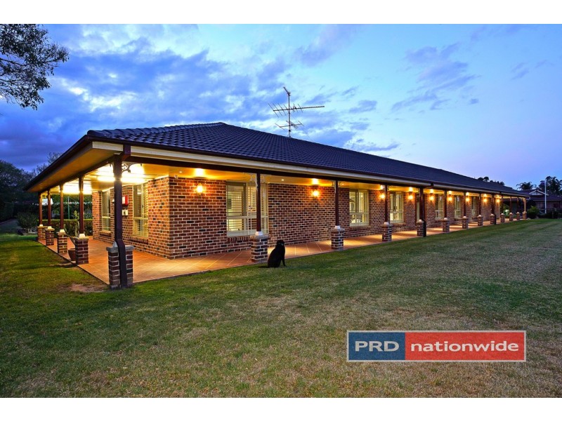 15 Bordeaux Place, Orchard Hills NSW 2748