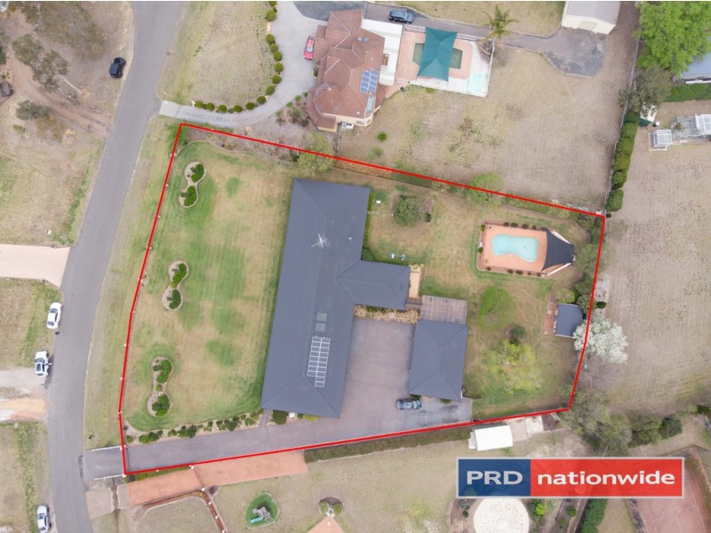 15 Bordeaux Place, Orchard Hills NSW 2748