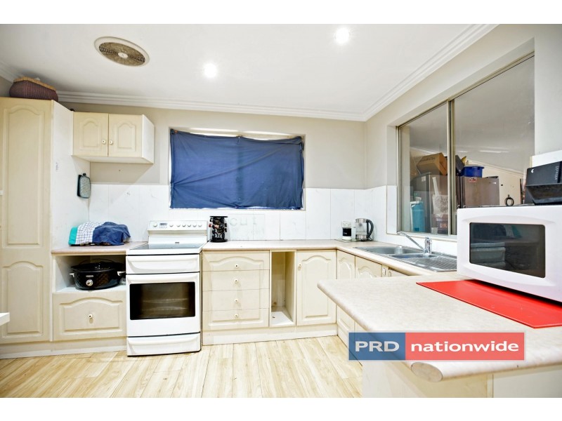 24 Joanna Street, South Penrith NSW 2750