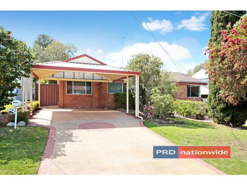 98 Racecourse Road, South Penrith NSW 2750