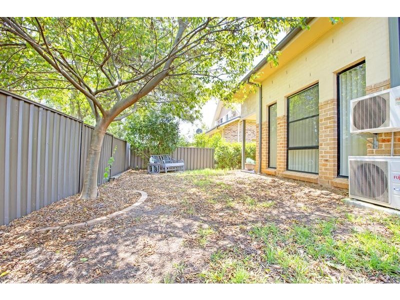 4/63 College, Cambridge Park NSW 2747