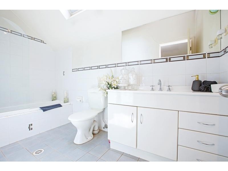 4/63 College, Cambridge Park NSW 2747