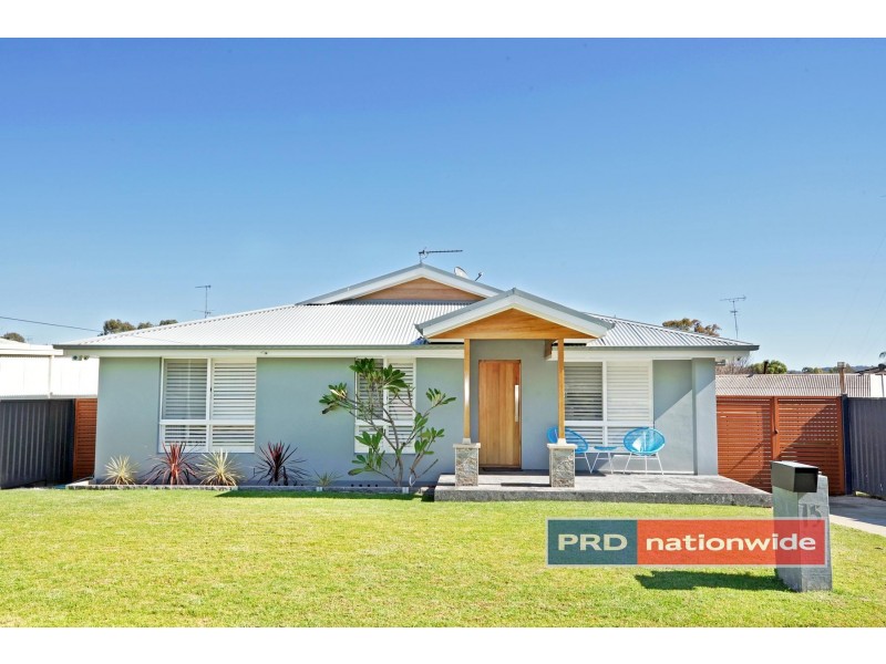 15 Kiparra Crescent, South Penrith NSW 2750