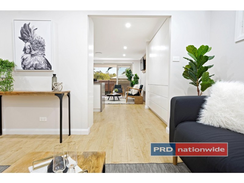 15 Kiparra Crescent, South Penrith NSW 2750