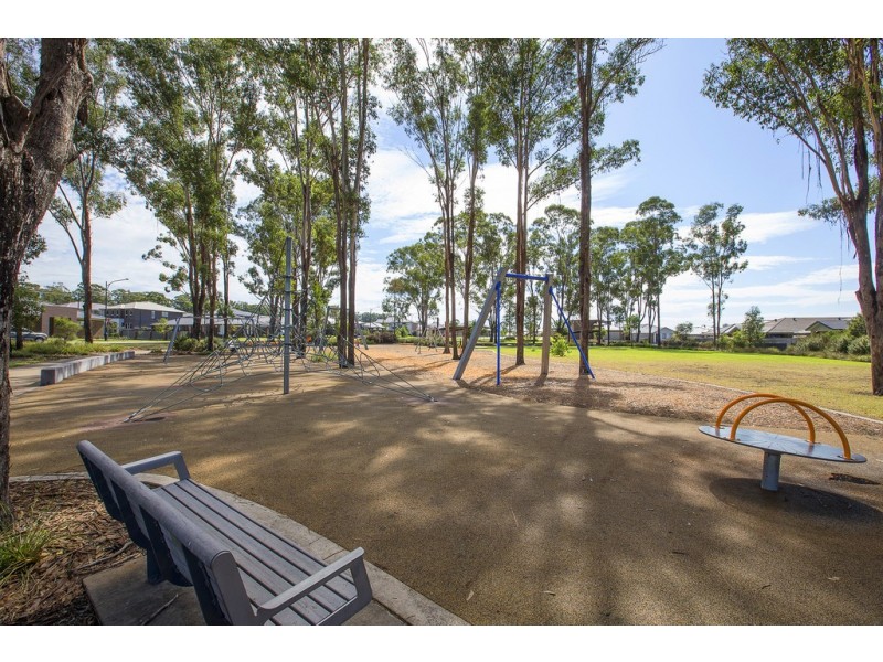 4 Flotilla Circuit, Jordan Springs NSW 2747