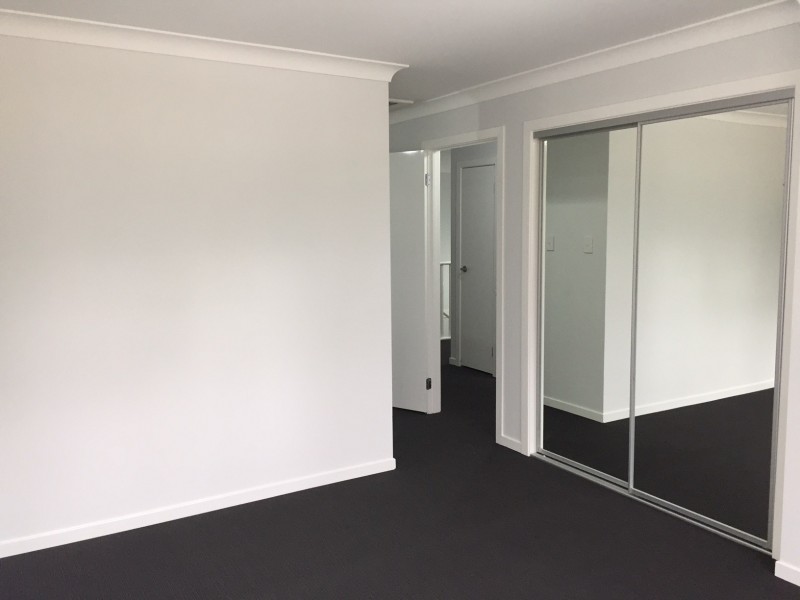 44 The Lakes Drive, Glenmore Park NSW 2745