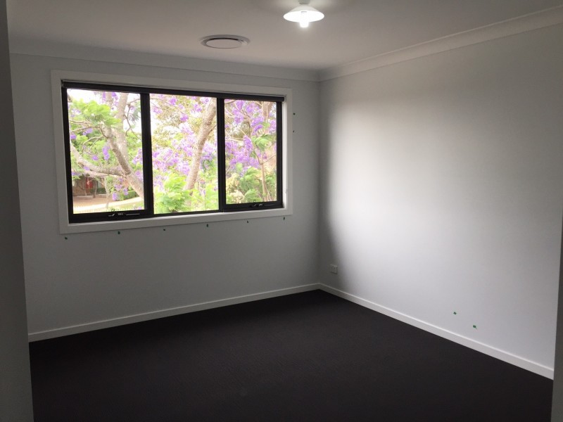 44 The Lakes Drive, Glenmore Park NSW 2745