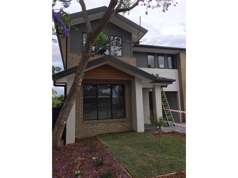 44 The Lakes Drive, Glenmore Park NSW 2745