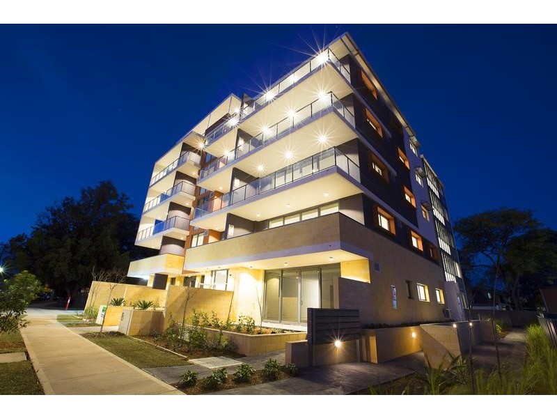 8/8 John Tipping Grove, Penrith NSW 2750