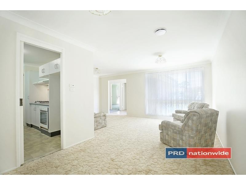 6 Picnic Place, Claremont Meadows NSW 2747