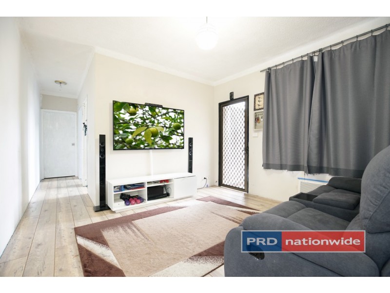 8/25 Haynes Street, Penrith NSW 2750