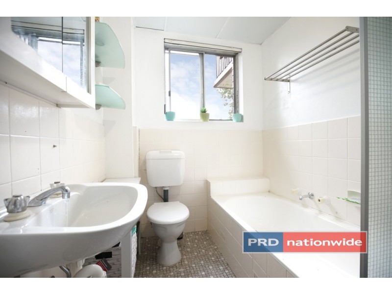 8/25 Haynes Street, Penrith NSW 2750