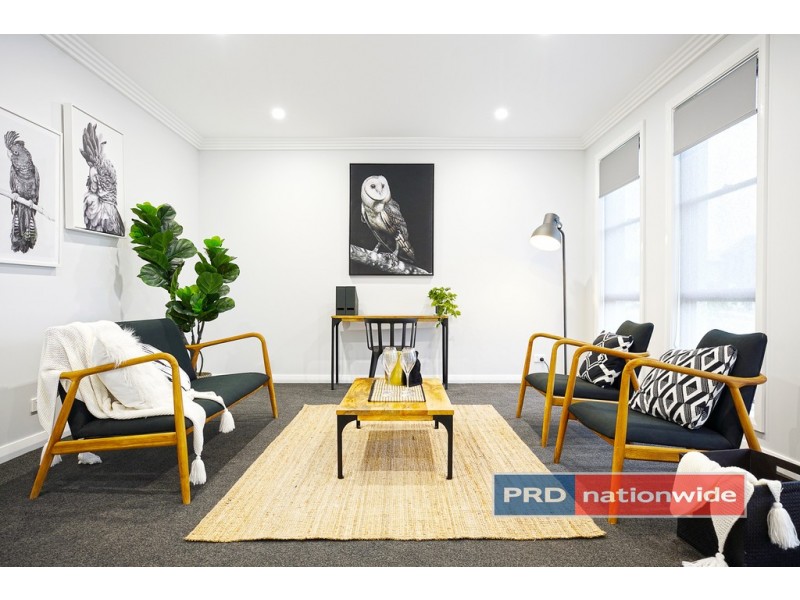 5 Galloway Road, Glenmore Park NSW 2745