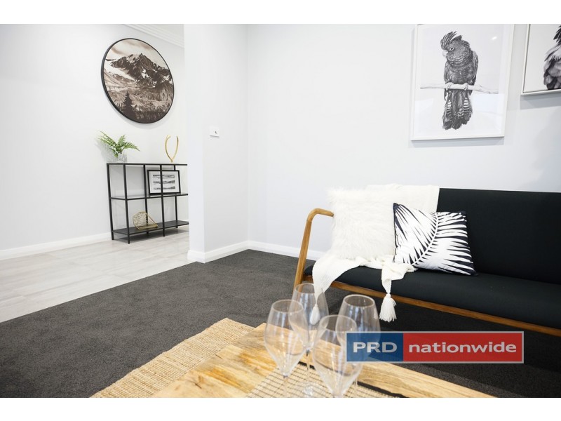 5 Galloway Road, Glenmore Park NSW 2745