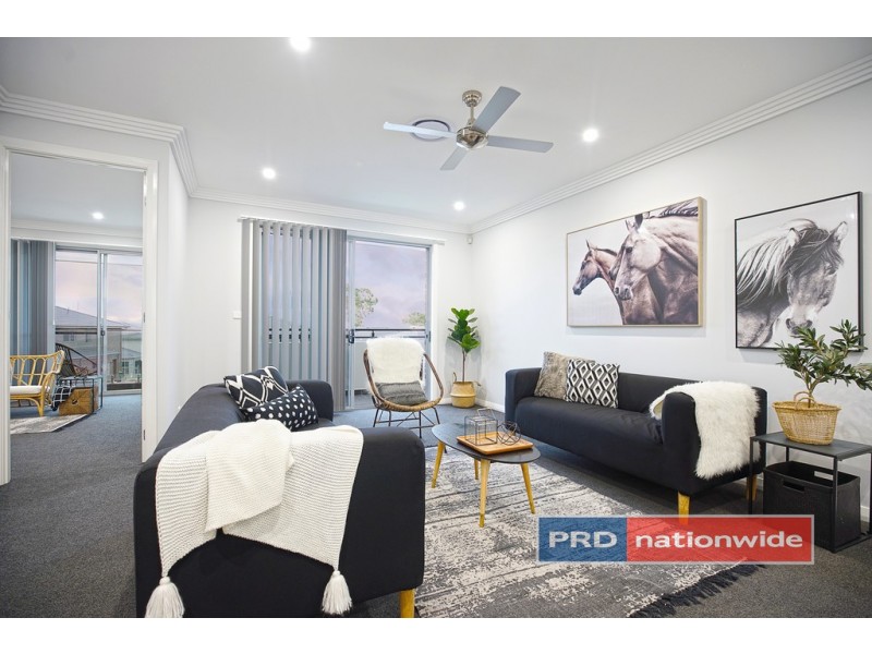 5 Galloway Road, Glenmore Park NSW 2745