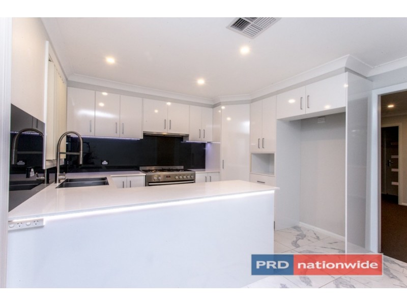 34 Rugby Street,, Cambridge Park NSW 2747