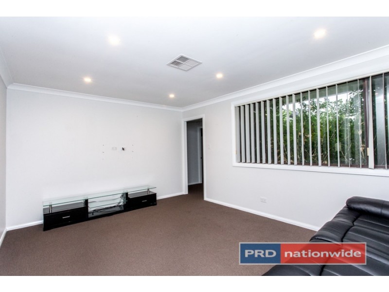 34 Rugby Street,, Cambridge Park NSW 2747