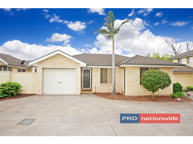 2/94 Adelaide Street, Oxley Park NSW 2760