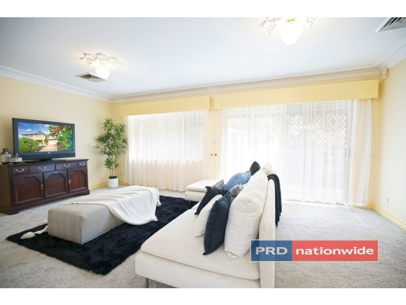 63 Parklands Avenue, Leonay NSW 2750