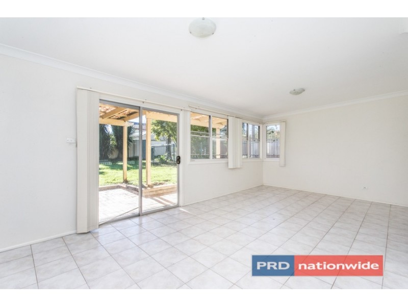 9 Diana Place, South Penrith NSW 2750