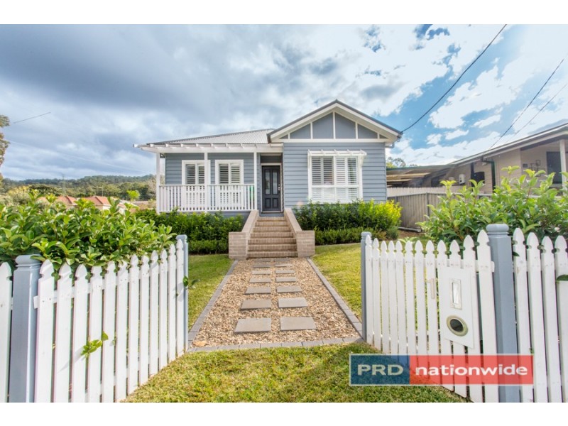 1 Hillcrest Road, Emu Heights NSW 2750