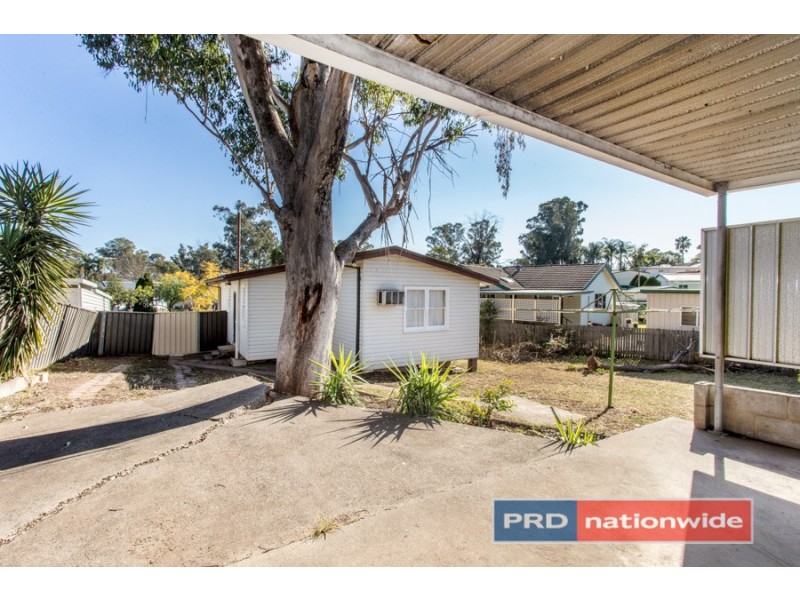 13 Cudgee Road, Penrith NSW 2750