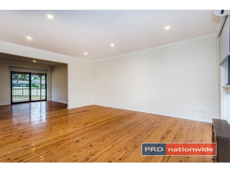 10 Harry Lawler Road, Cranebrook NSW 2749