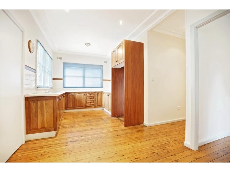 129 Derby Street, Penrith NSW 2750