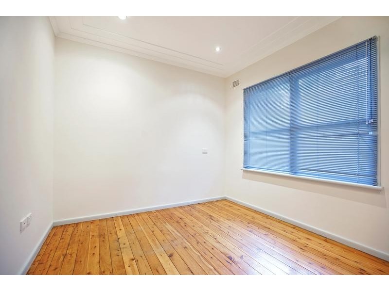 129 Derby Street, Penrith NSW 2750