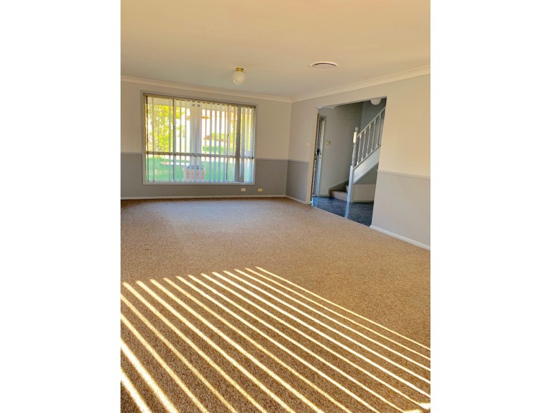 22 Coco Drive, Glenmore Park NSW 2745