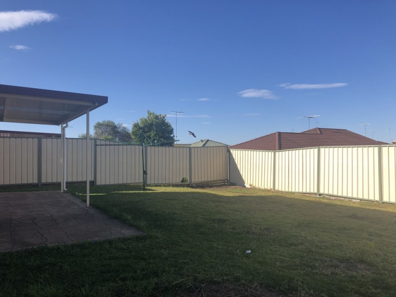 22 Coco Drive, Glenmore Park NSW 2745