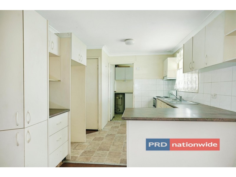 2 Endgate Glen, Werrington Downs NSW 2747