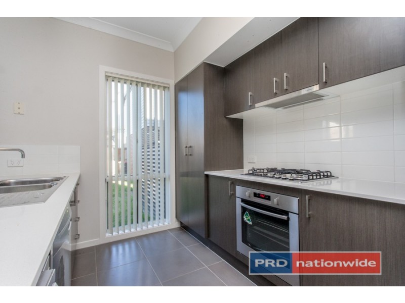 16 Sydney Smith Drive, Penrith NSW 2750