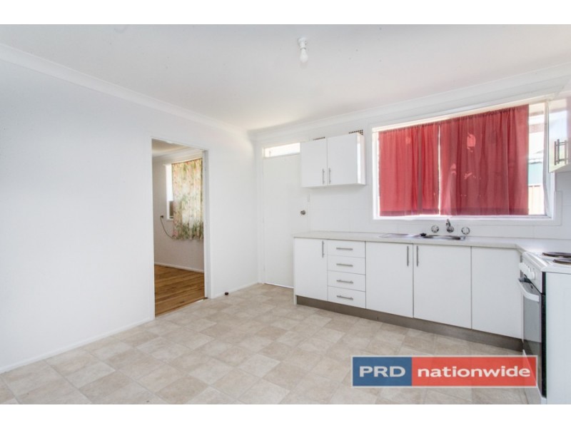 82 Barry Street, Cambridge Park NSW 2747