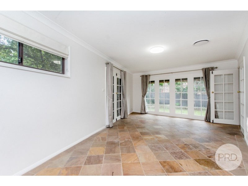 7 Parklands Avenue, Leonay NSW 2750