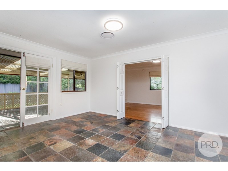 7 Parklands Avenue, Leonay NSW 2750