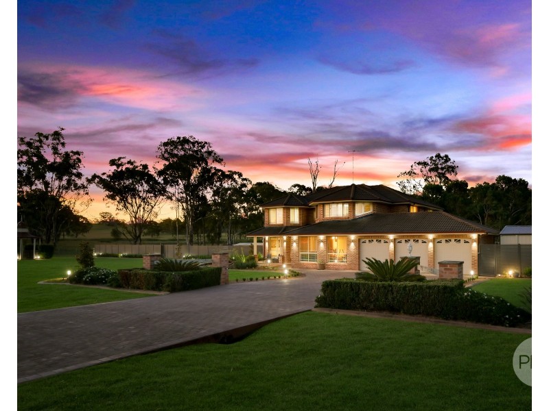 80 Muscatel Way, Orchard Hills NSW 2748