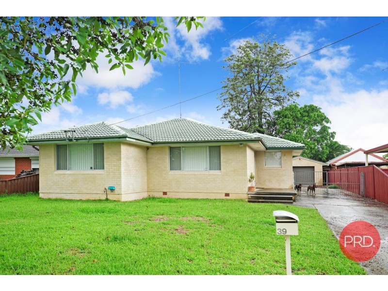 39 Imperial Avenue,, Emu Plains NSW 2750