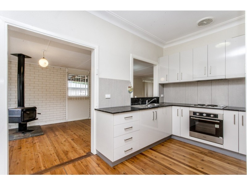 90 Penrose Cres, South Penrith NSW 2750