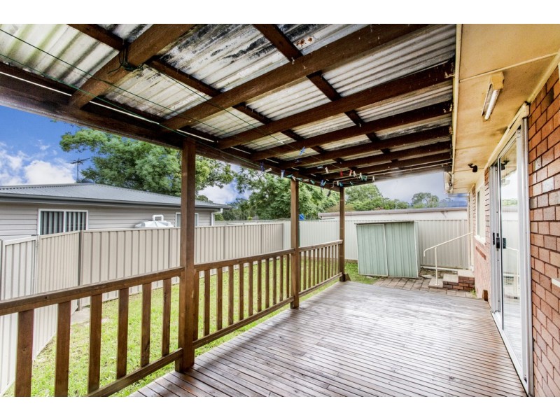 90 Penrose Cres, South Penrith NSW 2750